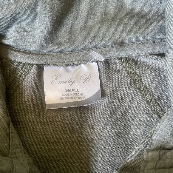 Zip up Jacket - Picture 2 of 3